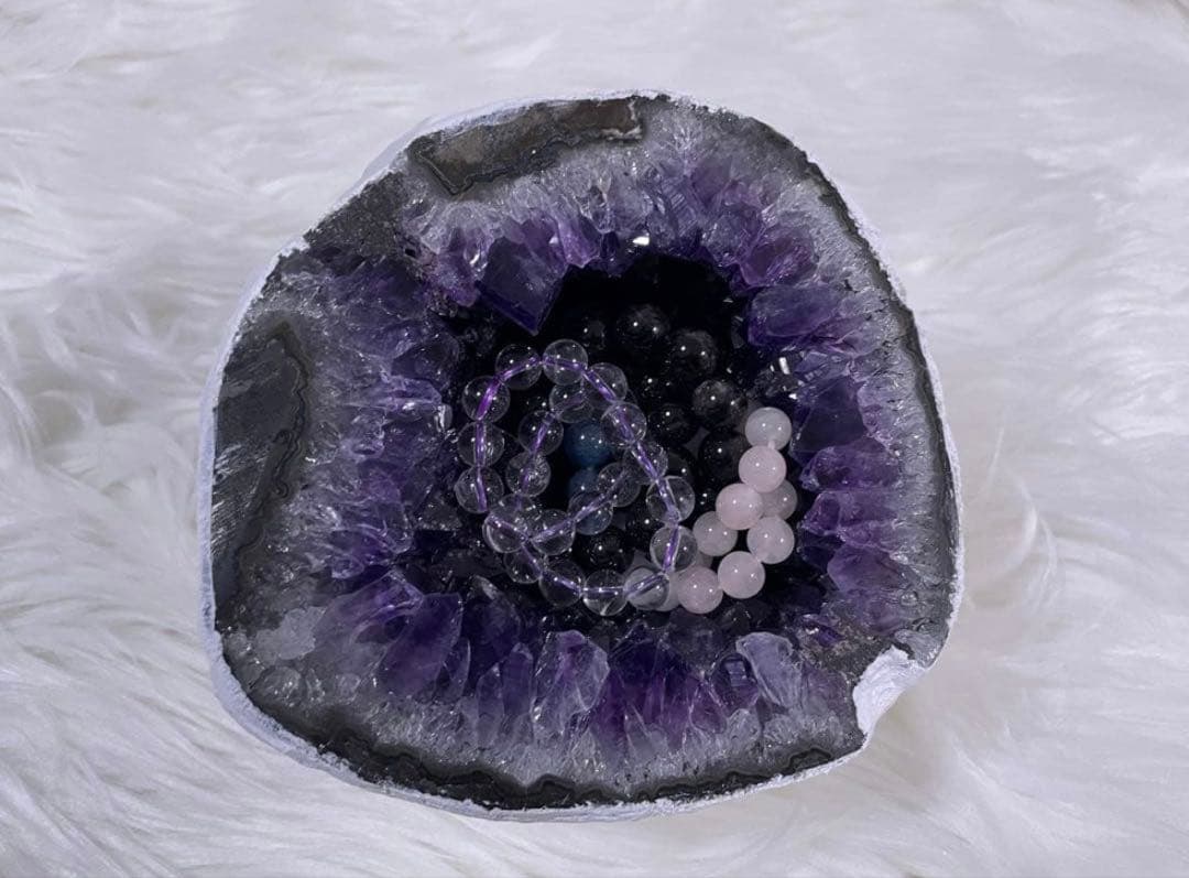 アメジストドーム　色濃い