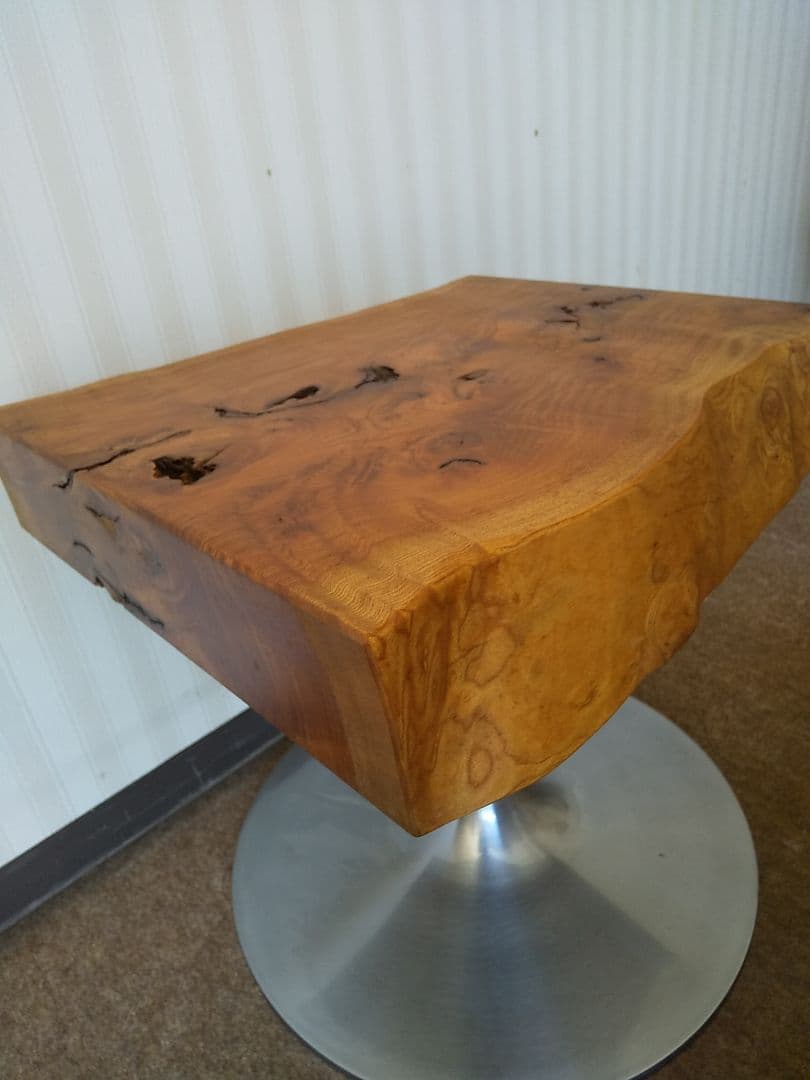 けやき（欅）無垢材・回転椅子　逸品です。