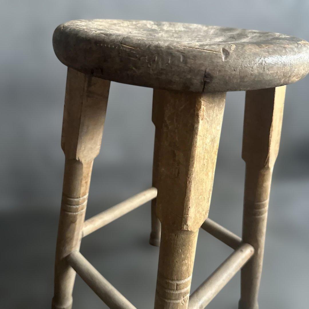 とても味のある木製スツール　ヴィンテージ