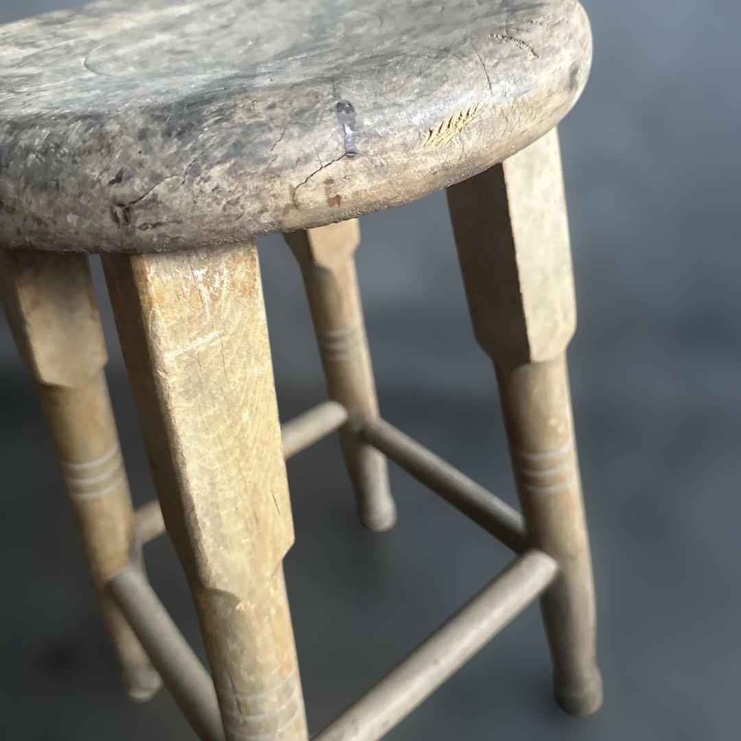 とても味のある木製スツール　ヴィンテージ