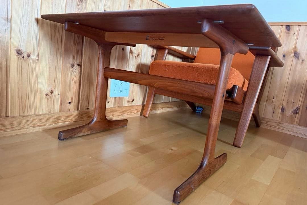 チーク　コーヒーテーブル (J.O. Carlsson ) 北欧ビンテージ