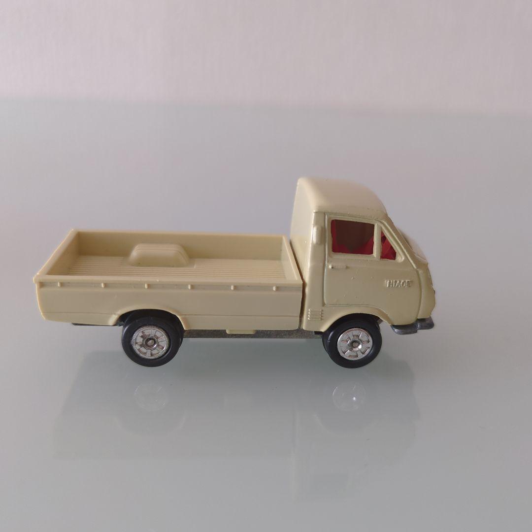 黒箱トミカ トヨタ ハイエーストラック 色指定箱 T-19