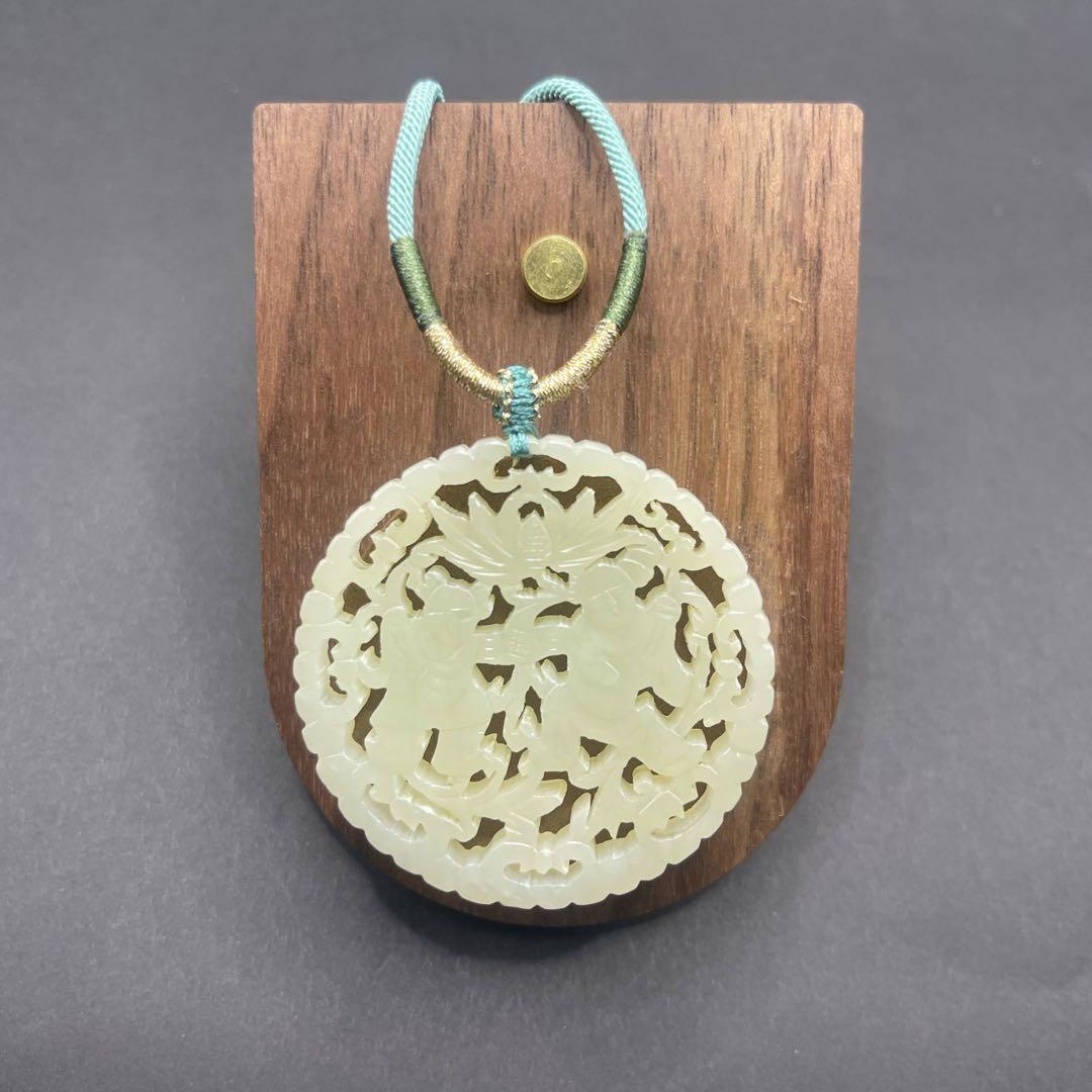 手彫り骨董品 翡翠軟玉　ネフライト　和田玉 和合二仙　良縁、結婚の調和、家庭円満