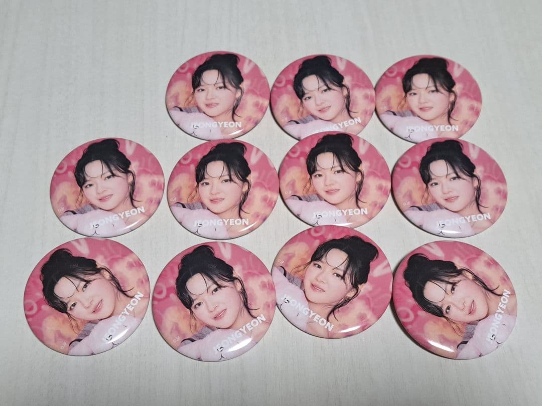 TWICE This is for 缶バッジ ジョンヨン - メルカリ