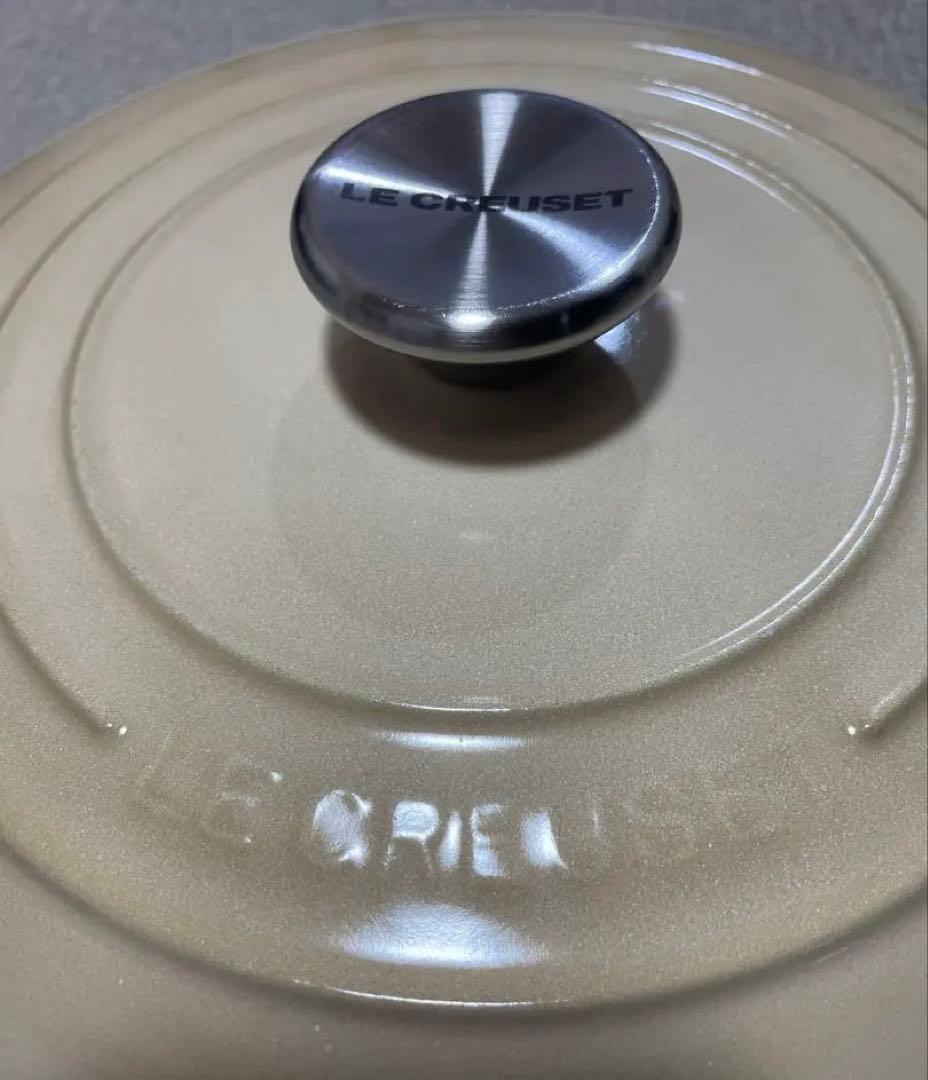 《ほぼ未使用》ルクルーゼ 浅鍋 26cm キャセロールベージュ系