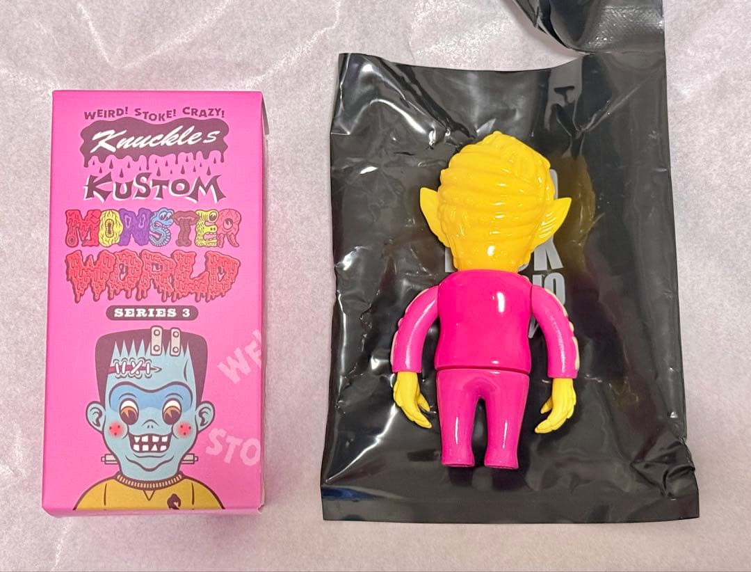 HEADLOCKSTUDIO KUSTOM MONSTER WORLD 3 - メルカリ