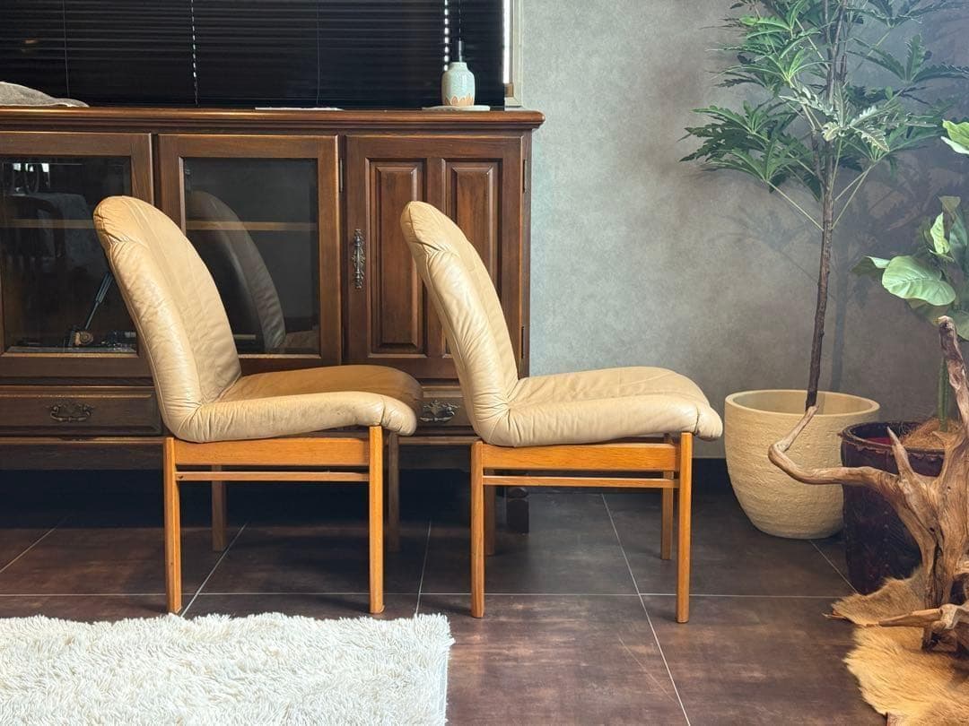 ②FUKURA フクラ　レザー　ヴィンテージ　レトロ　本革　ミッドセンチュリー