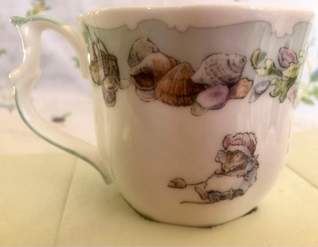 ロイヤルドルトン　ブランブリーヘッジ　Dining By the sea