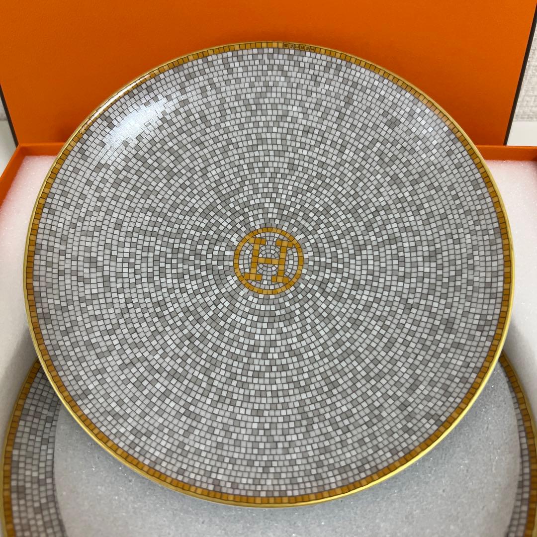新品未使用　エルメス　パンプレート　モザイク　ゴールド　16㎝　2枚組
