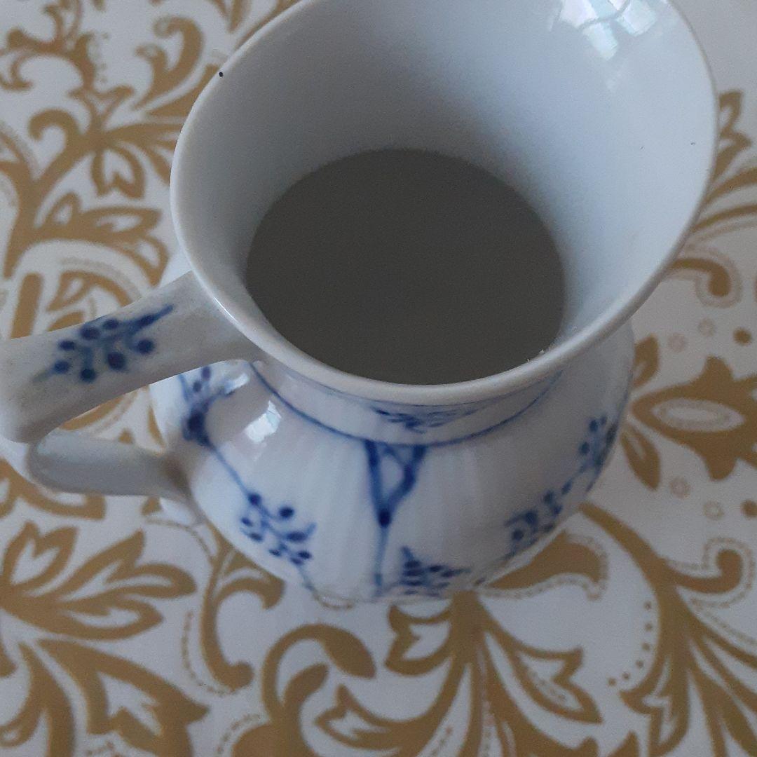 期間限定お値下げロイヤルコペンハーゲンブルーフルーテッド ミルク