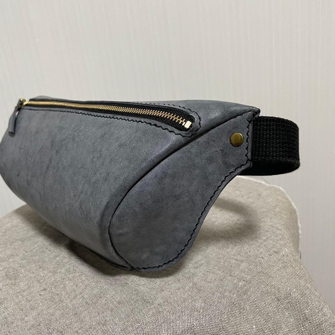 ボディバッグ 本革製 シビラリスシオ 黒 イタリアンレザー カバン