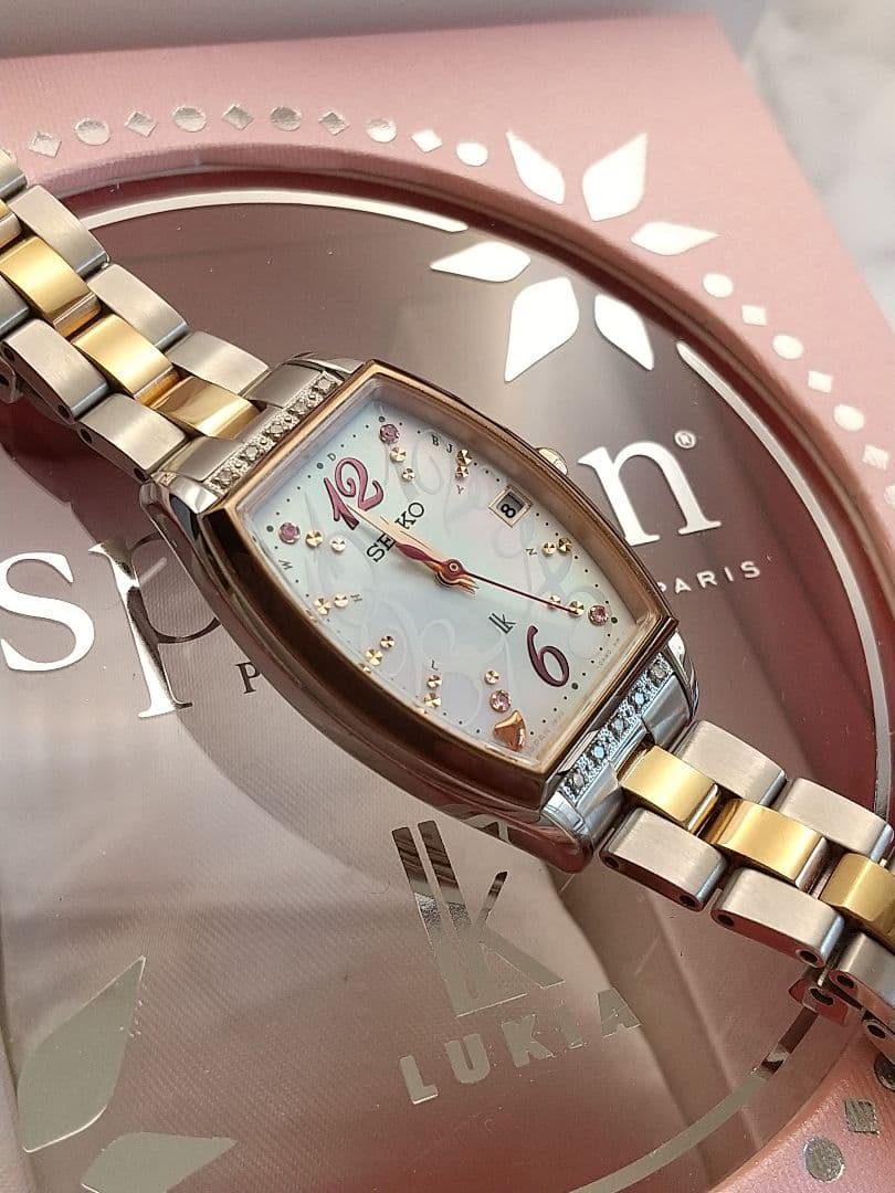 セイコー ルキア 美品ピエール・エルメコラボ 限定モデル ダイヤ 電波ソーラー