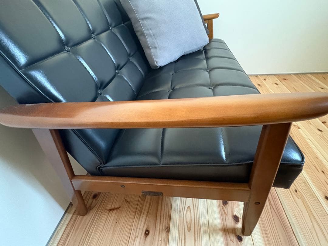 美品 カリモク60 Kチェア 2シーター スタンダードブラック