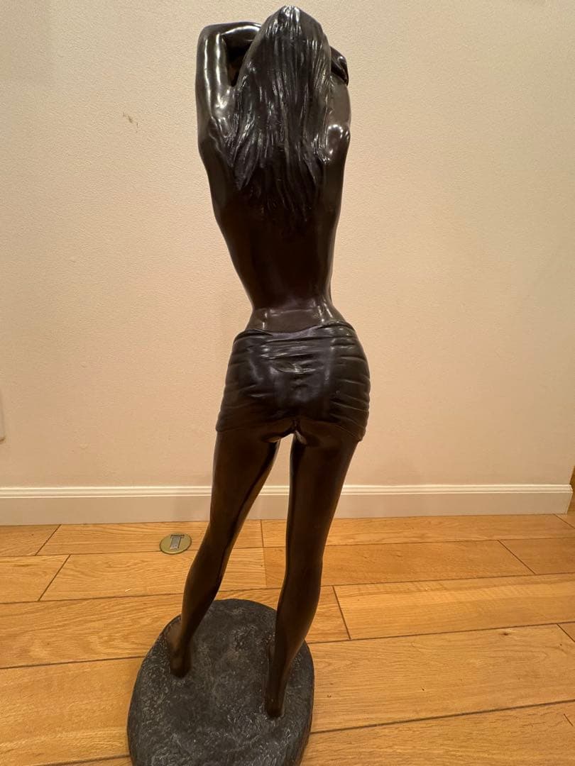 林良慶とおもわれるブロンズ像