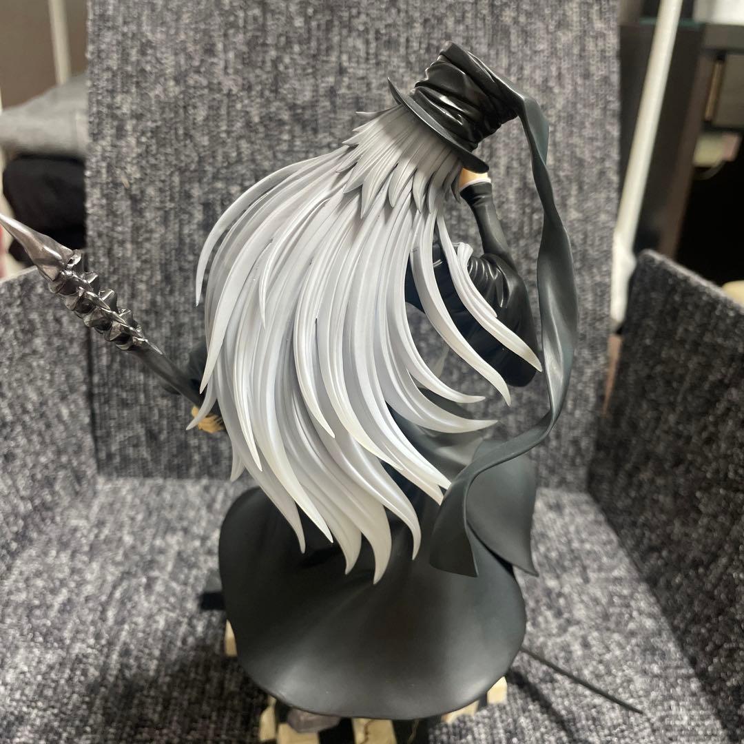 黒執事】葬儀屋 アンダーテイカー フィギュア - メルカリ