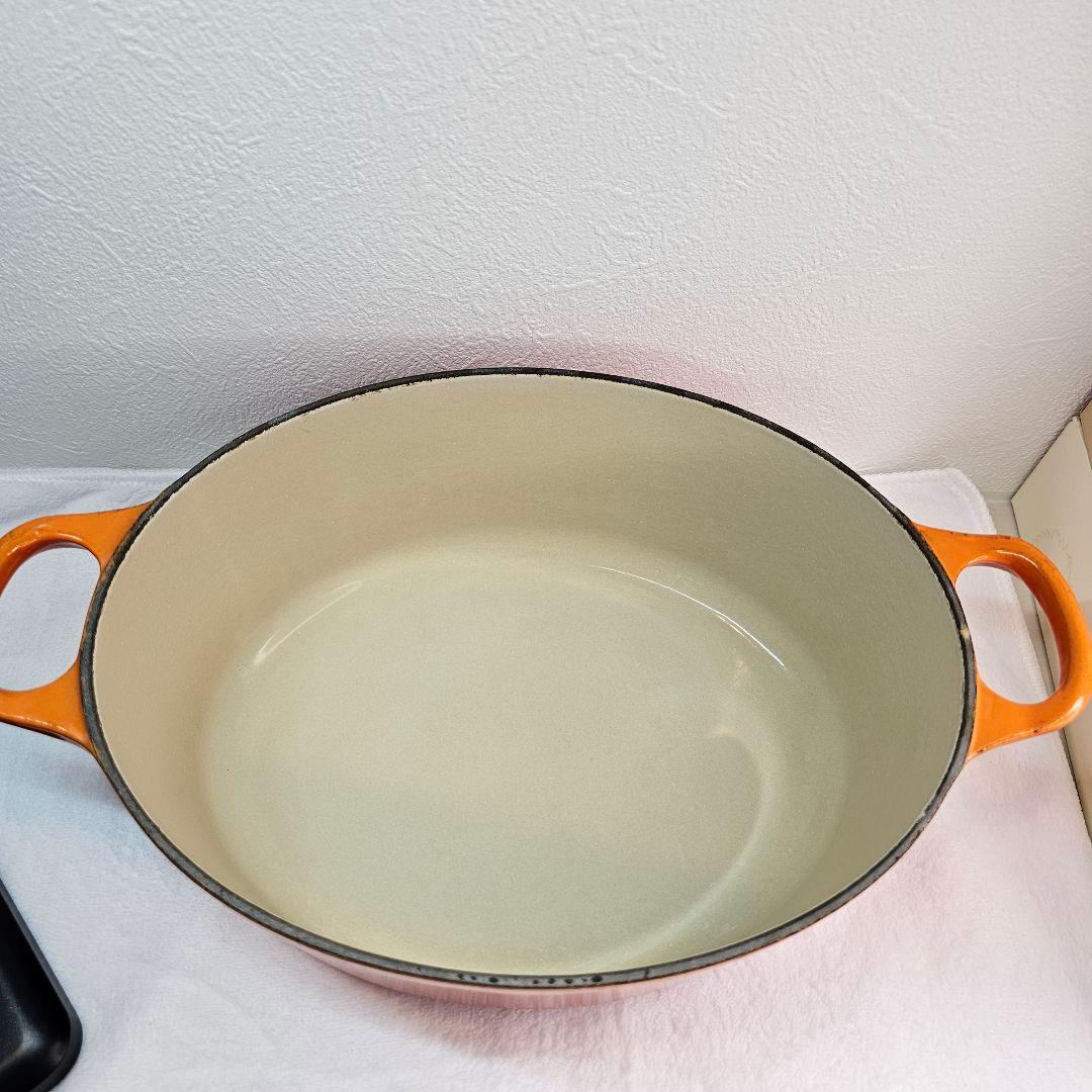 Le Creuset ル・クルーゼ オーバル両手鍋 オレンジ 25cm