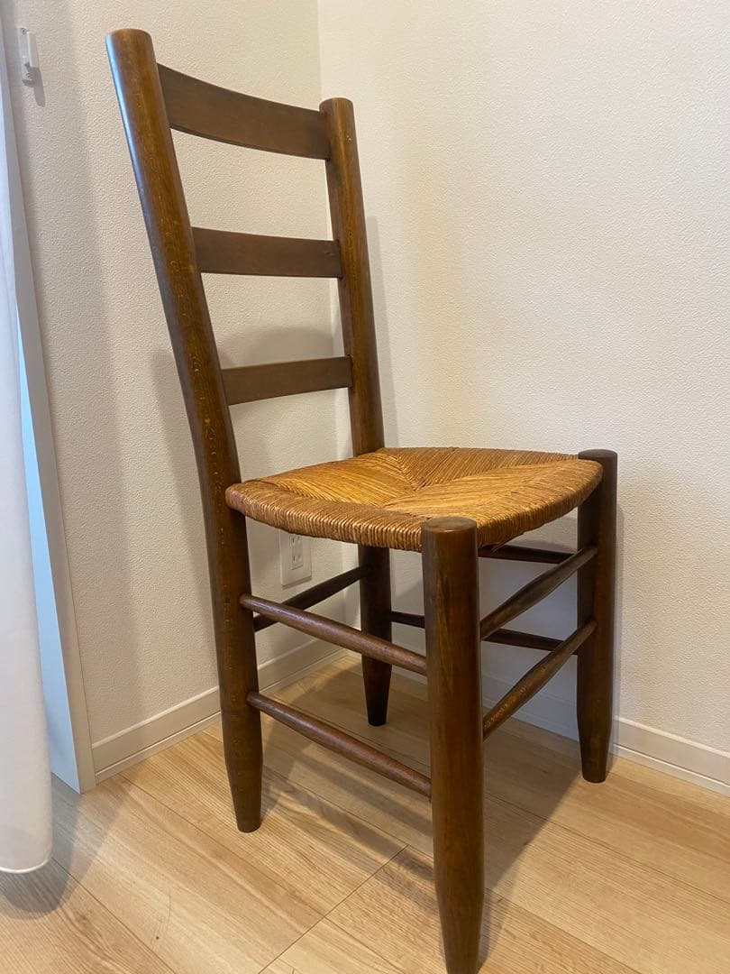 シャルロットペリアン　No.19