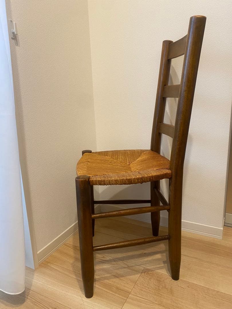 シャルロットペリアン　No.19