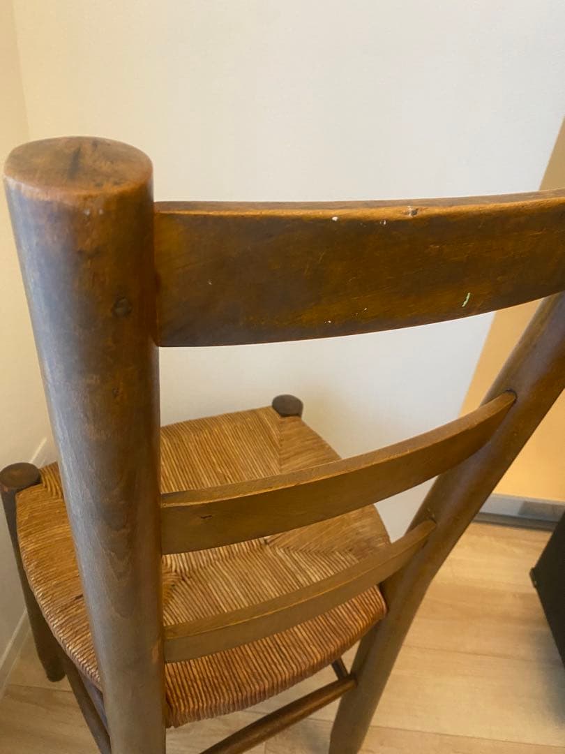 シャルロットペリアン　No.19