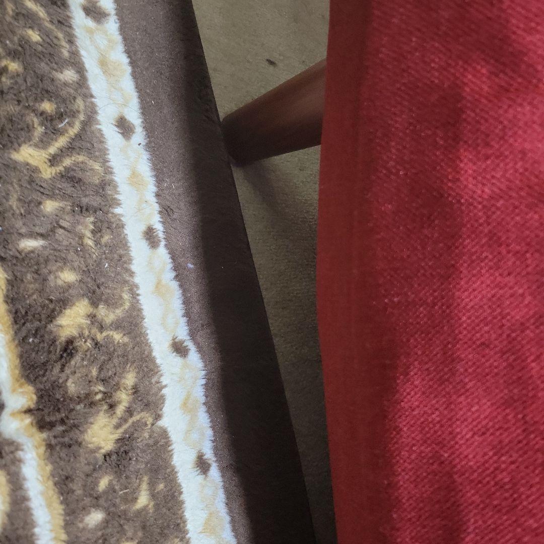 ニトリ二人掛けソファー　赤