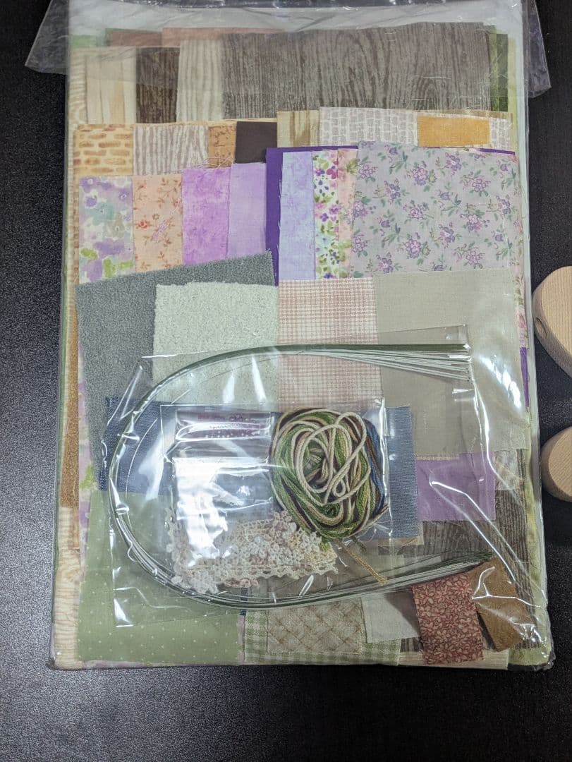 入手困難　片山あゆ子　大きなタペストリーと専用キルトハンガー