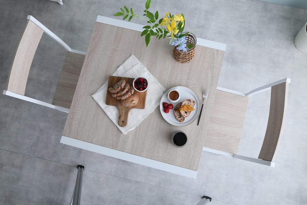 《新品・送料無料》【3点セット】 Cary 幅70cmテーブル+チェア2脚