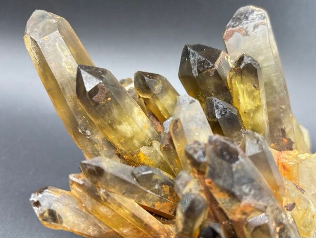 天然石　特大　スモーキーシトリンクラスター　金運　台座付き　#931