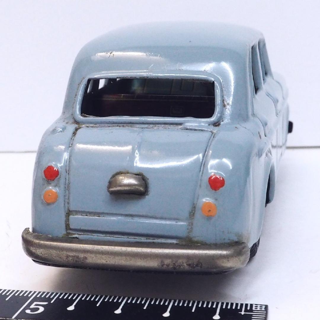 萬代屋【ダットサン セダン1000水色】ブリキtin toy car自動車□箱無