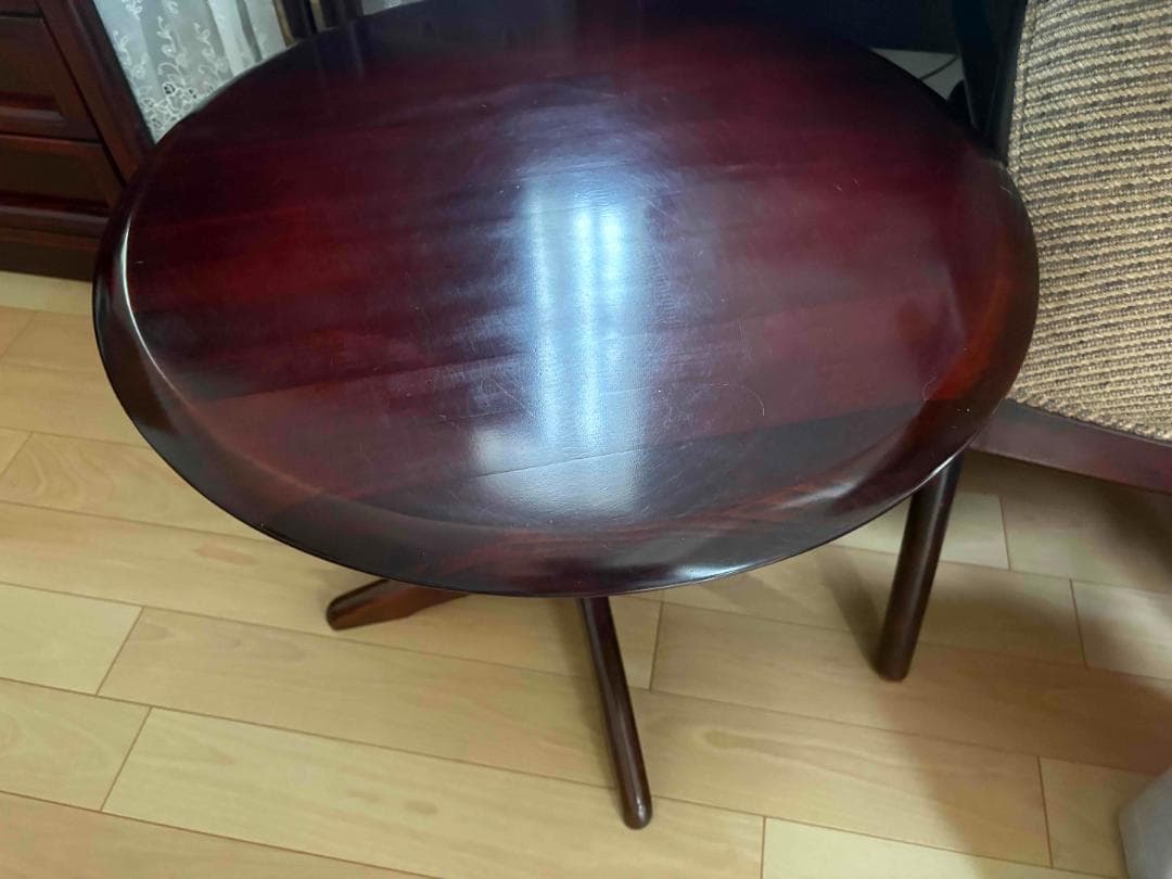 1980年代のカリモク家具　円形テーブルと椅子２脚セット
