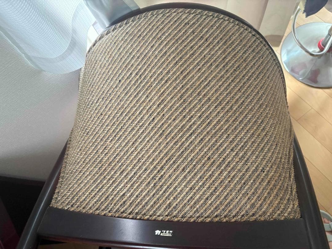 1980年代のカリモク家具　円形テーブルと椅子２脚セット