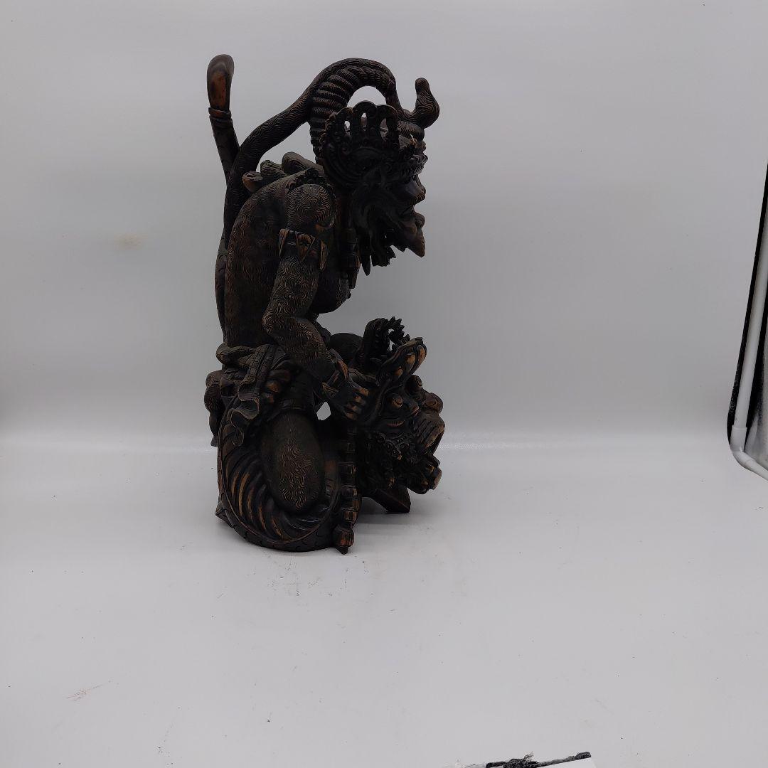 バリ　ハヌマーンと龍　黒檀彫刻