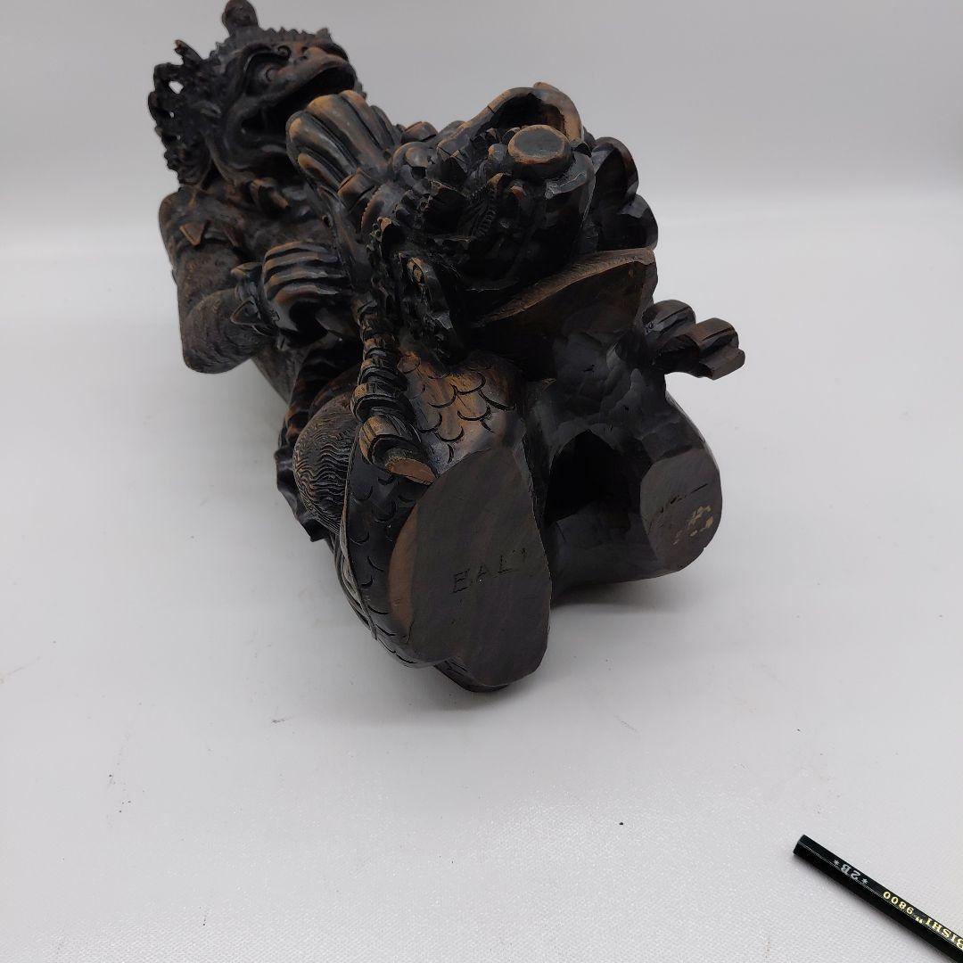 バリ　ハヌマーンと龍　黒檀彫刻