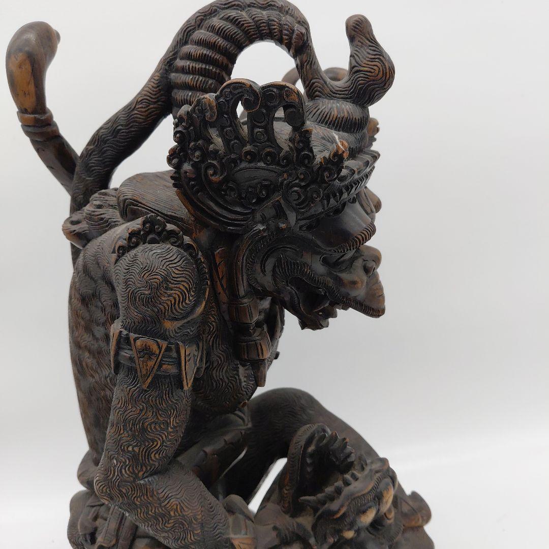 バリ　ハヌマーンと龍　黒檀彫刻