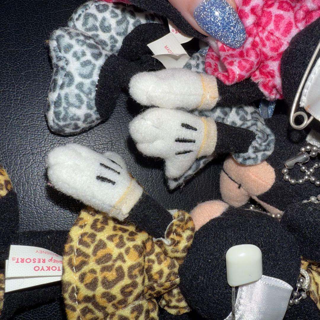 ⭐︎レア⭐︎廃盤　ディズニー　ミニー　ヒョウ柄ぬいぐるみバッジ　キーホルダー　平成