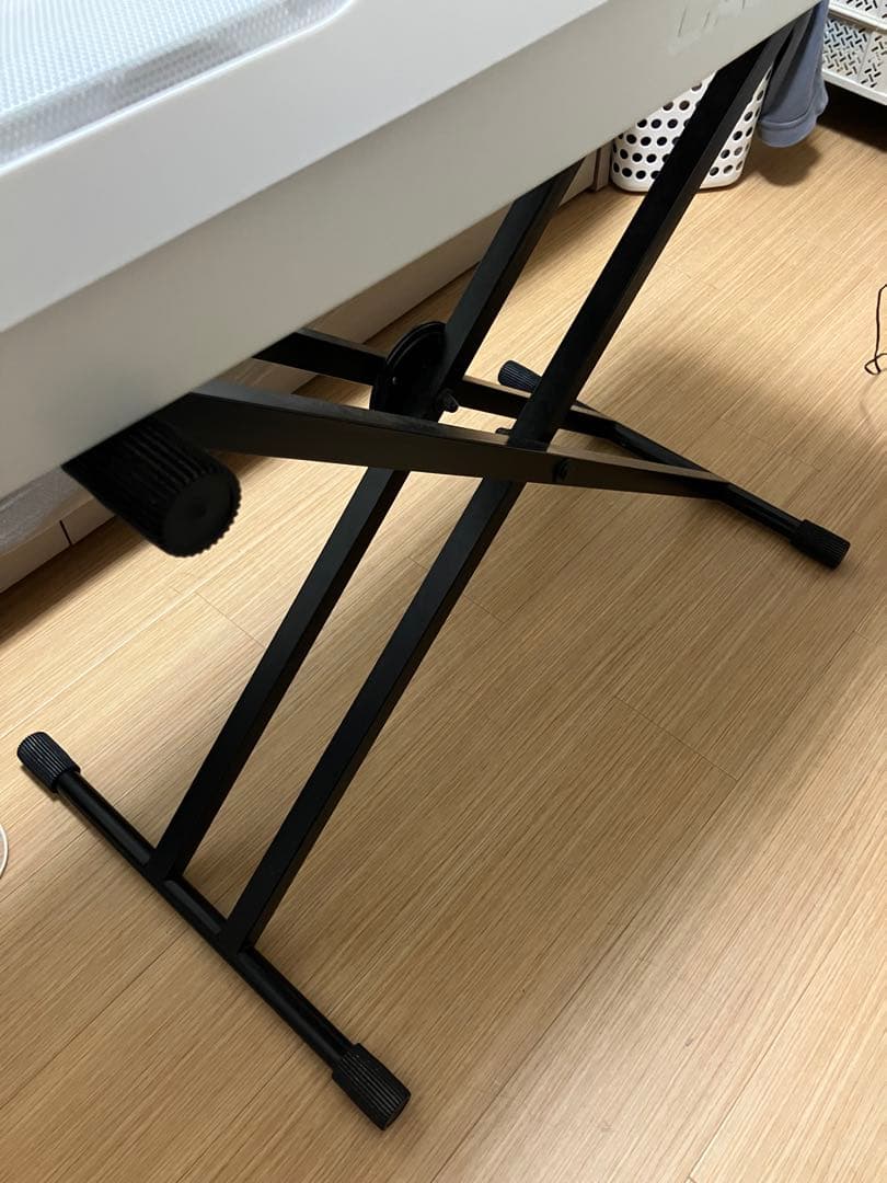 【最終値下げ】電子キーボード ホワイト 多機能