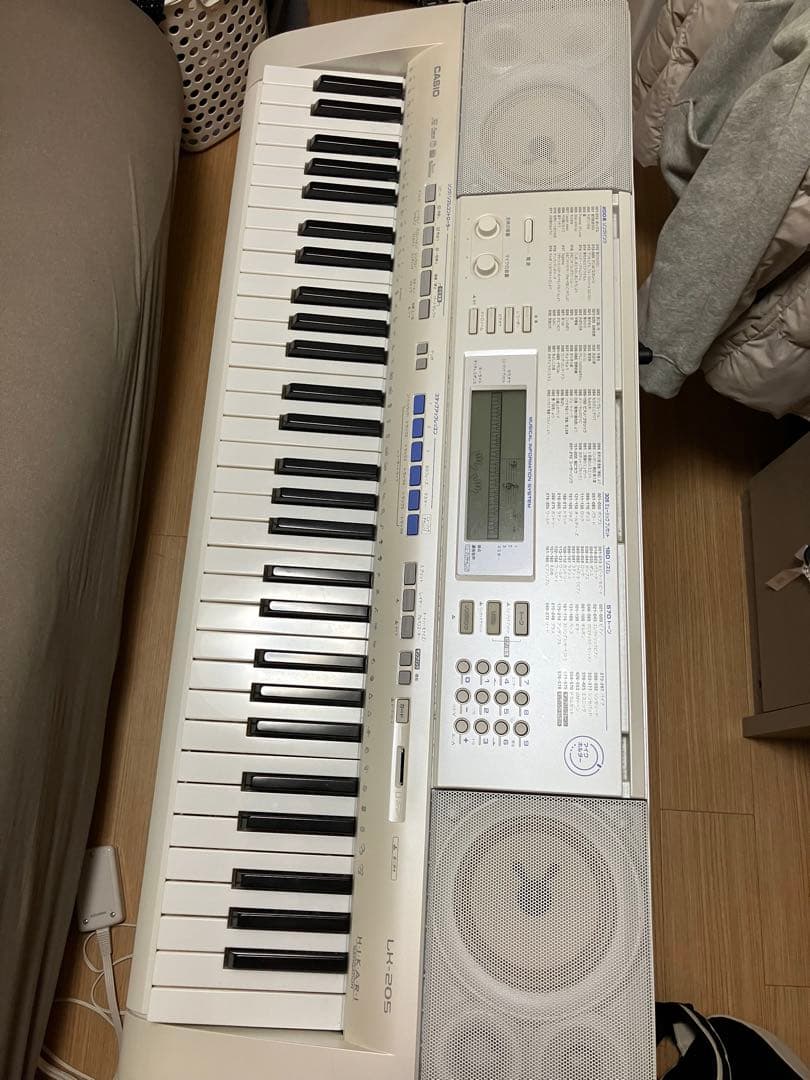 【最終値下げ】電子キーボード ホワイト 多機能