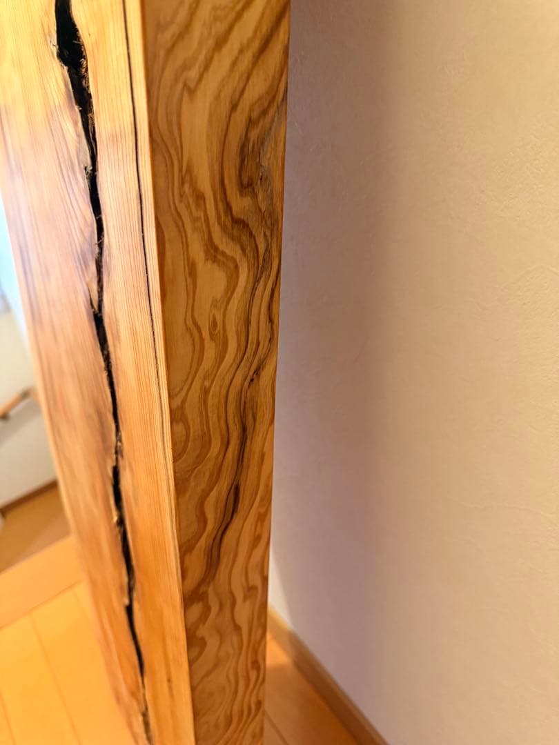 天然杉の一枚板極上木目サイドテーブルやベンチ、ラックなどに蜜蝋クリーム仕上げ