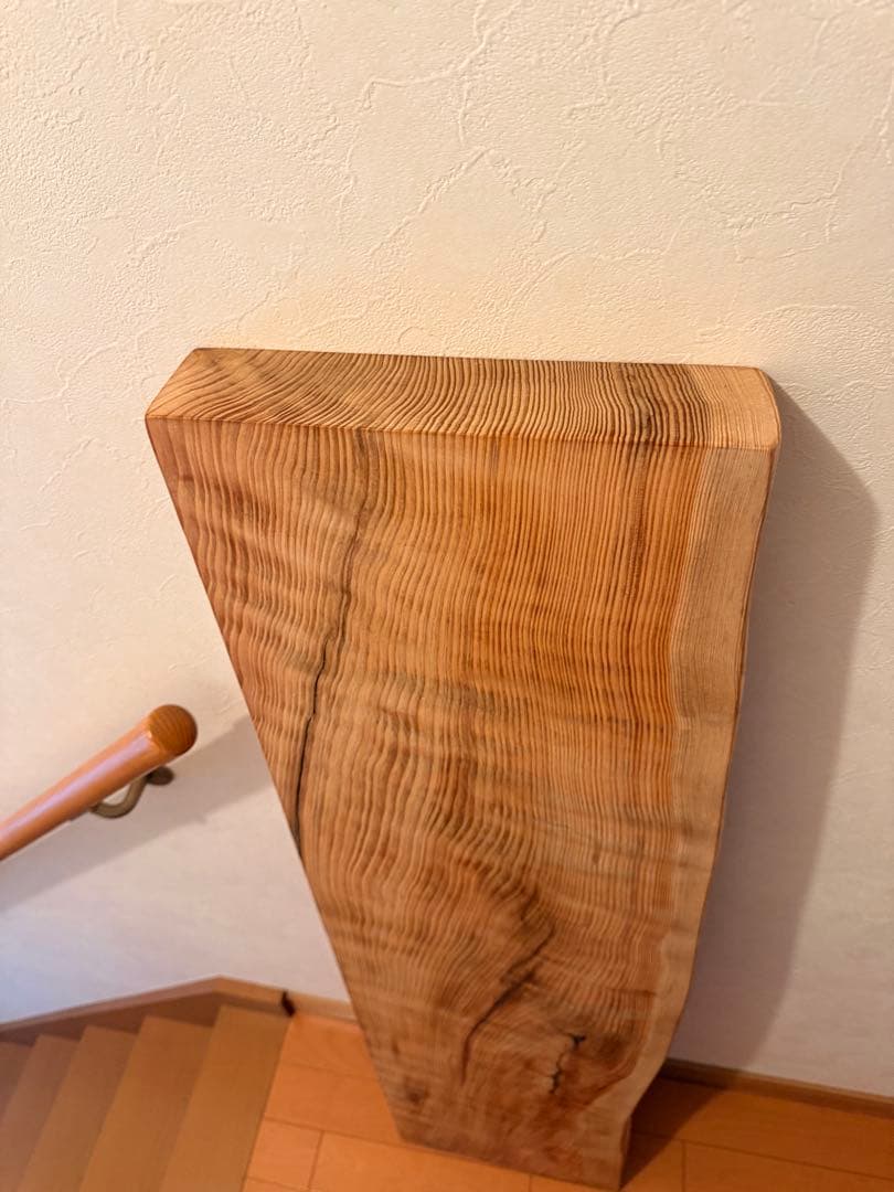 天然杉の一枚板極上木目サイドテーブルやベンチ、ラックなどに蜜蝋クリーム仕上げ