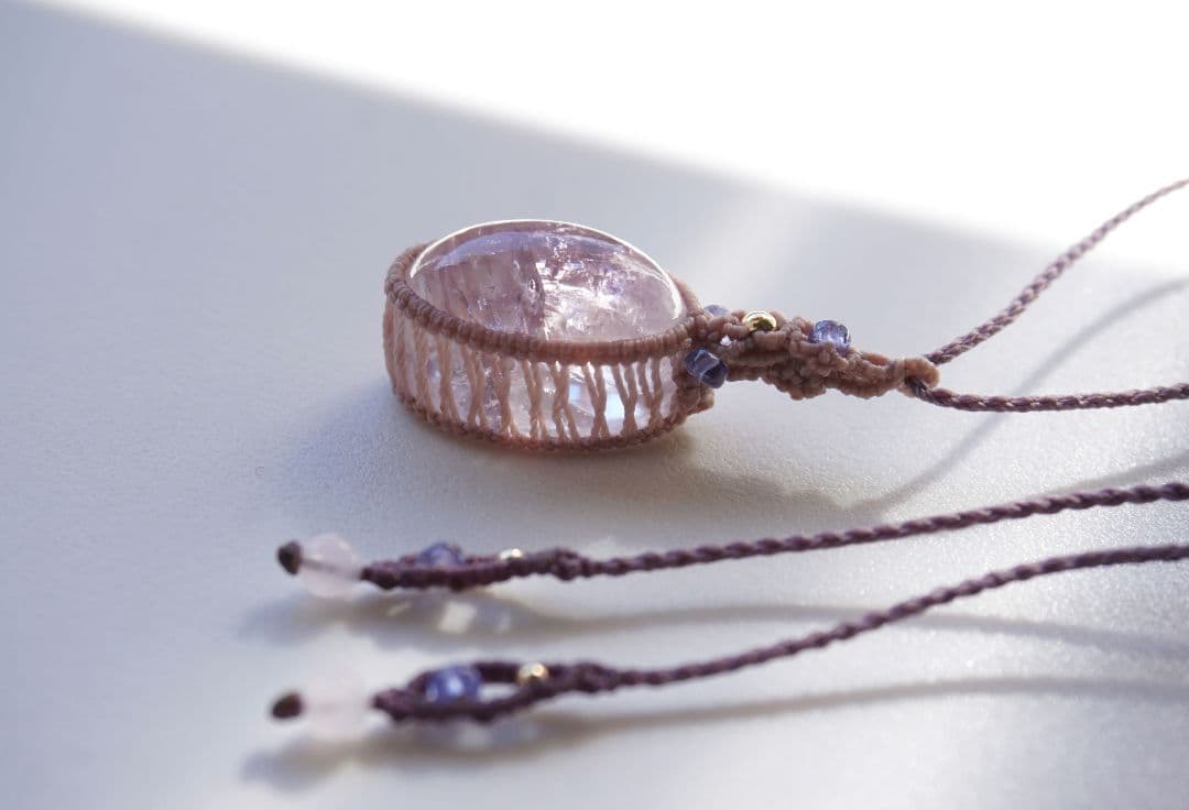 ピンクアメジスト　タンザナイト　マクラメ　ネックレス