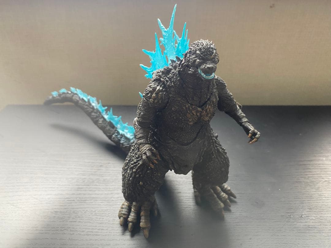 ゴジラ−1.0 放射熱線バージョン　s.h.monsterarts ゴジラ