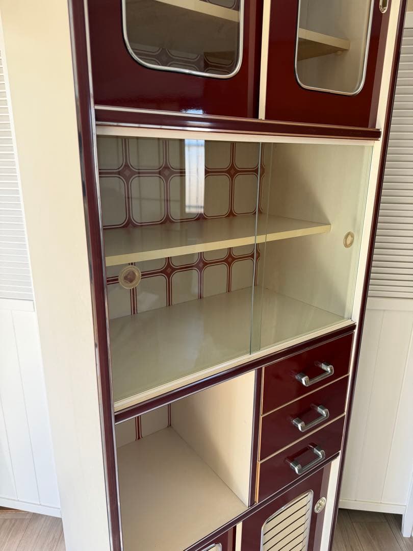 sion 昭和レトロ レトロポップ 食器棚 ガラスキャビネット 木製