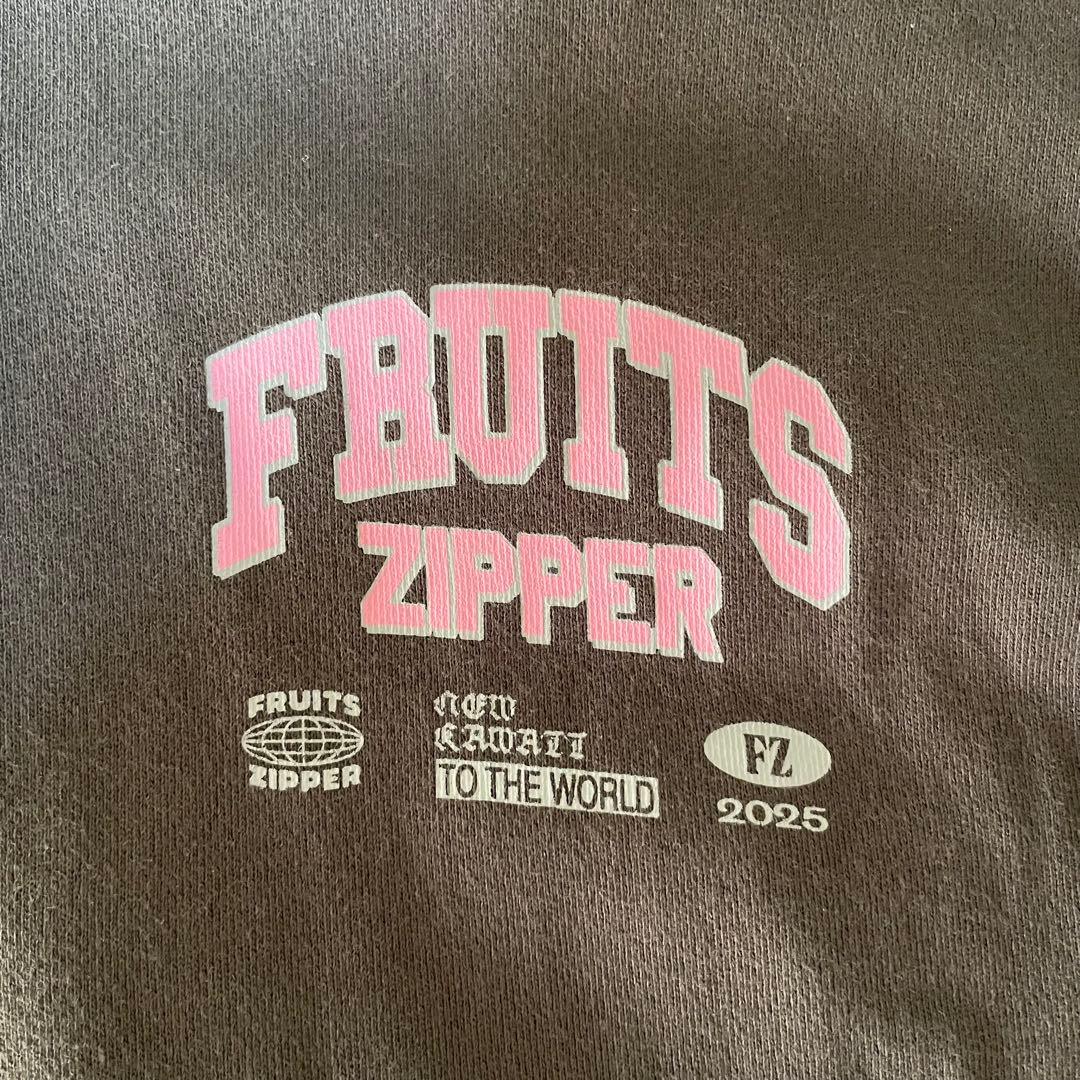 フルーツジッパー FRUITS ZIPPER 推しアピ パーカー 松本かれん - メルカリ