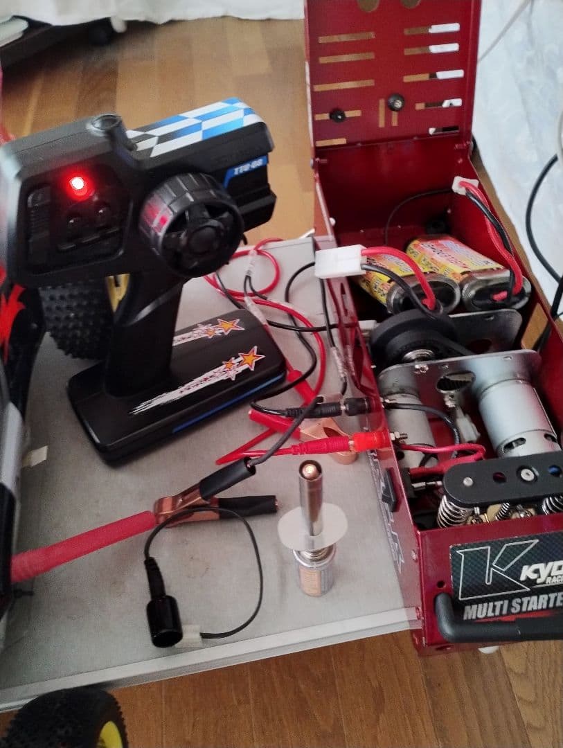 Inferno GT2 ＆ Inferno 各1機のシャーシとプロポのセット