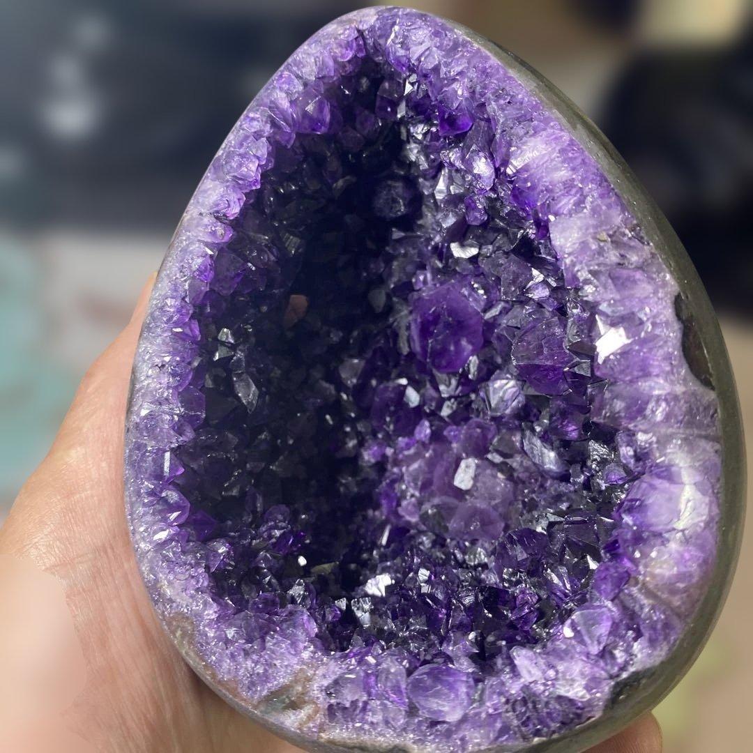 【極上】ウルグアイアメジストクラスター原石（恐竜の卵幸運水晶收藏品）