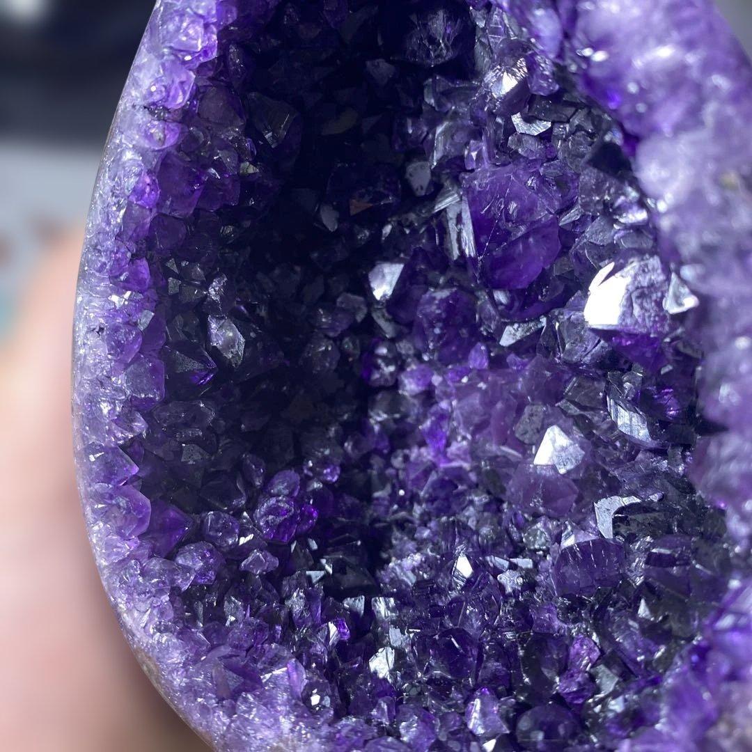 【極上】ウルグアイアメジストクラスター原石（恐竜の卵幸運水晶收藏品）