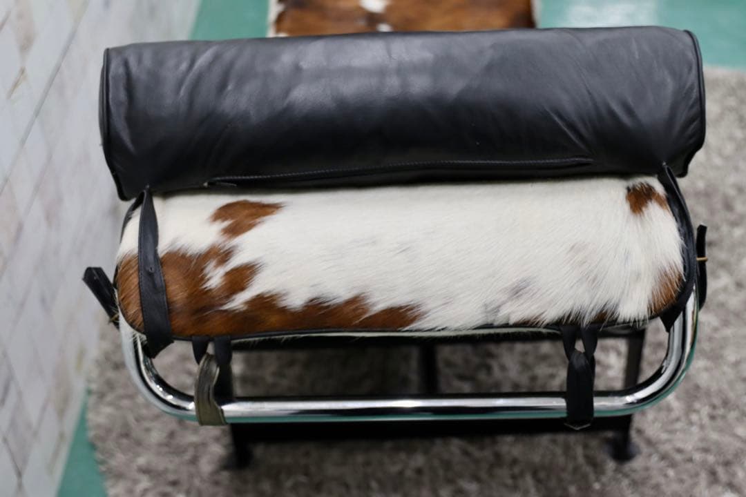 GMFK661○ ル・コルビュジエ LC4 シェーズロング ハラコ イタリア製