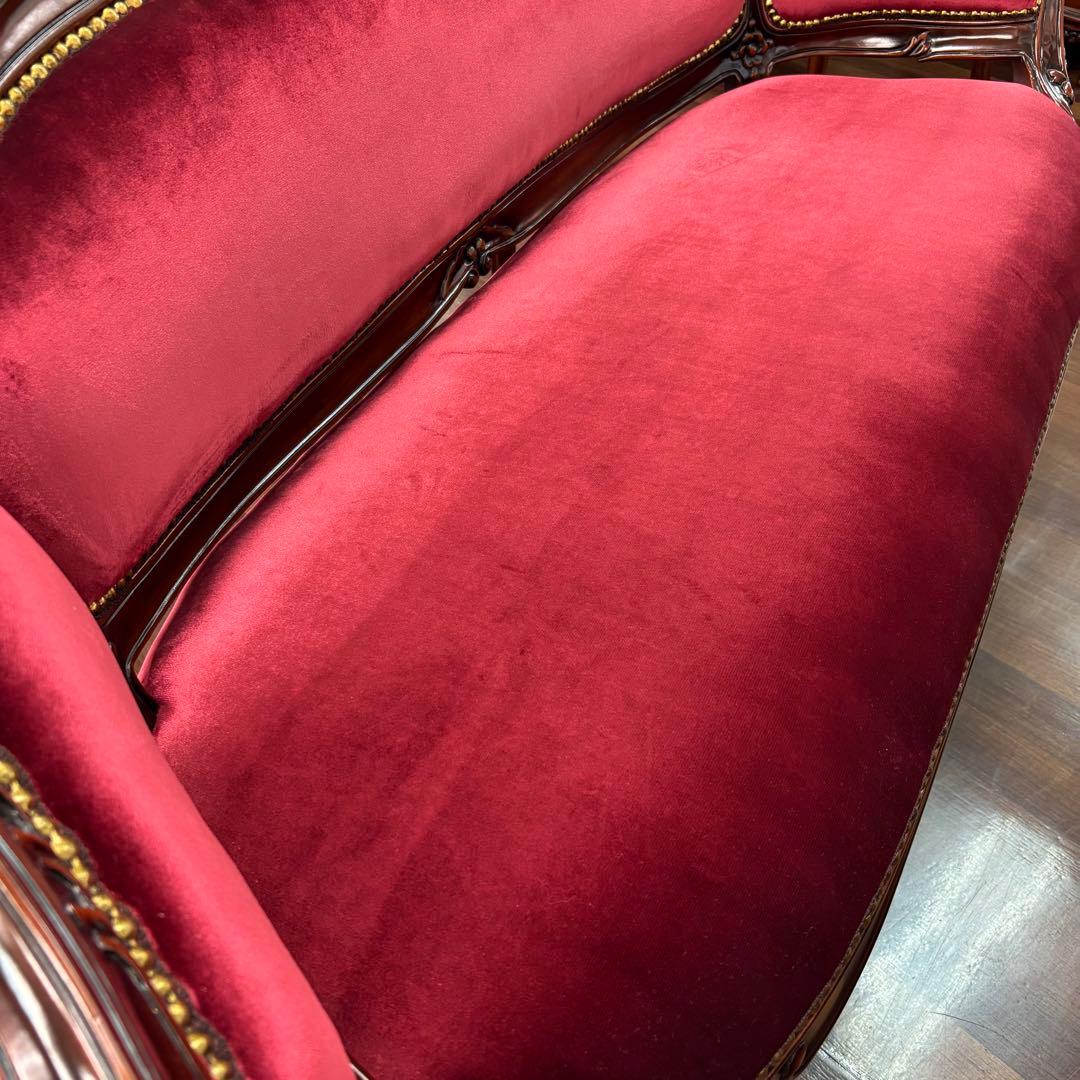 マホガニー ベロア レッド アンティーク調 ラブソファ 高級 おしゃれ 二人掛け