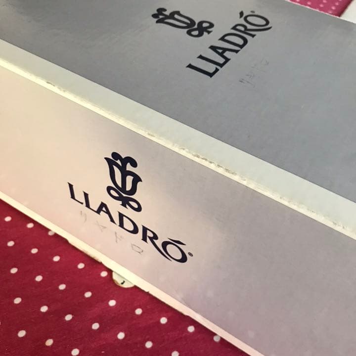 大幅値引き❣️lladro♡sweet and shy 6754