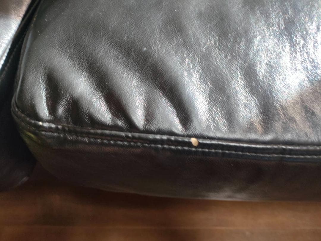 【値下げ中】HUKLA 総革張り仕様 フクラ L字型 カウチソファセット（中古）