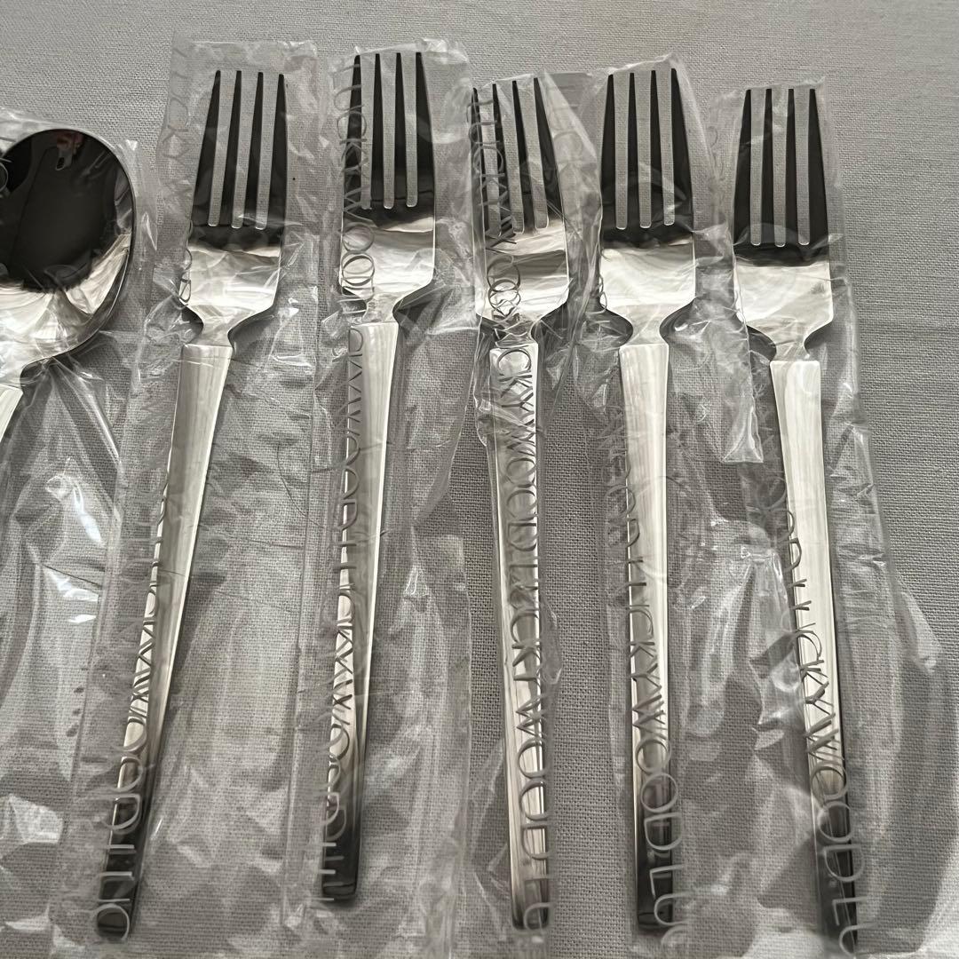 ラッキーウッド スカンジナビア 18-12 カトラリー お食事用 スプーン